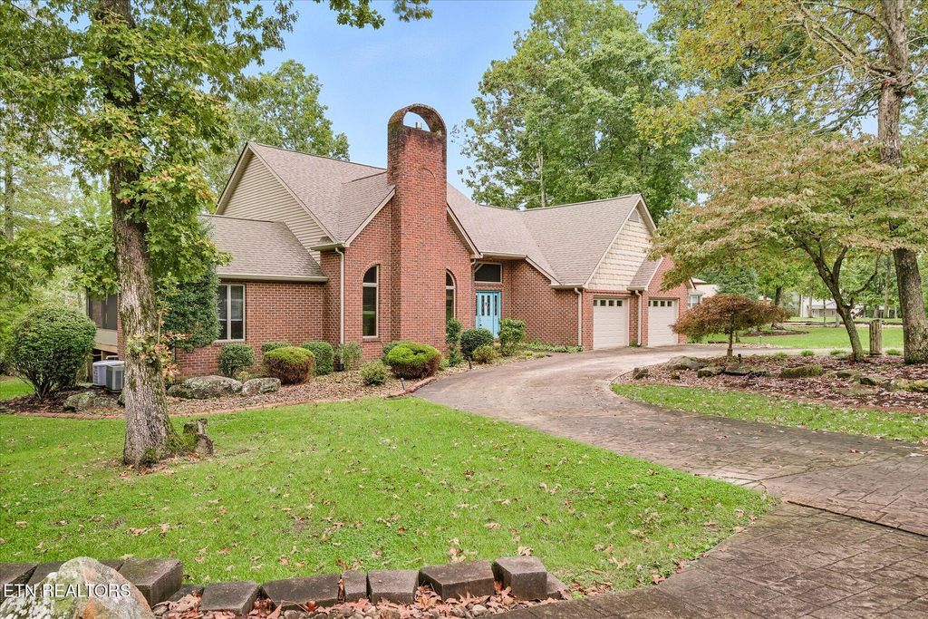 Photo of 8537 Cherokee Trail Trl, Crossville, TN 38572 (MLS # 1316520)