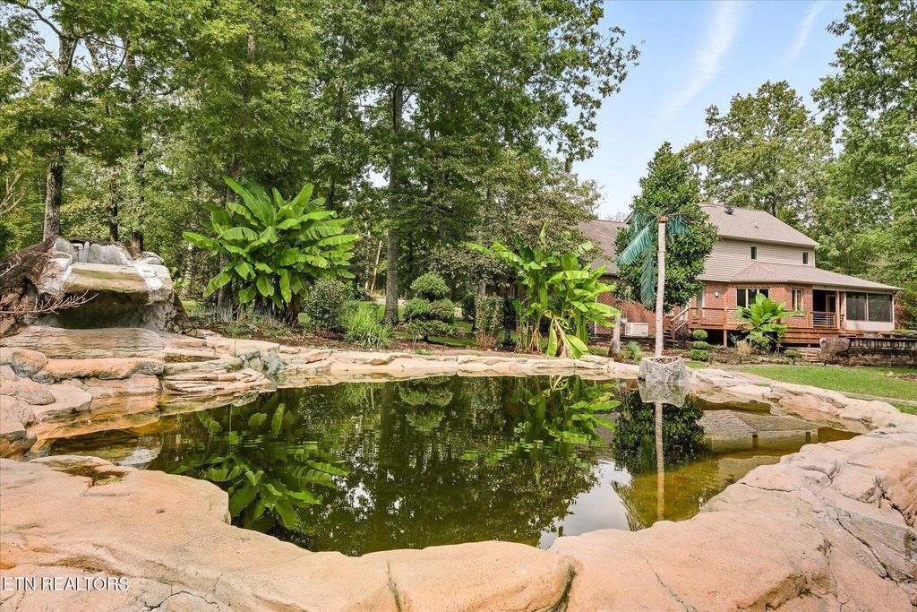 Photo of 8537 Cherokee Trail Trl, Crossville, TN 38572 (MLS # 1316520)