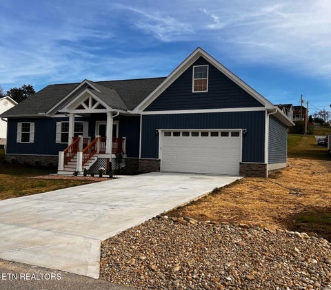 Photo of 180 Clover Circle, Jacksboro, TN 37757 (MLS # 1360137)
