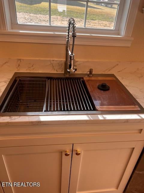 Tiny photo for 180 Clover Circle, Jacksboro, TN 37757 (MLS # 1360137)