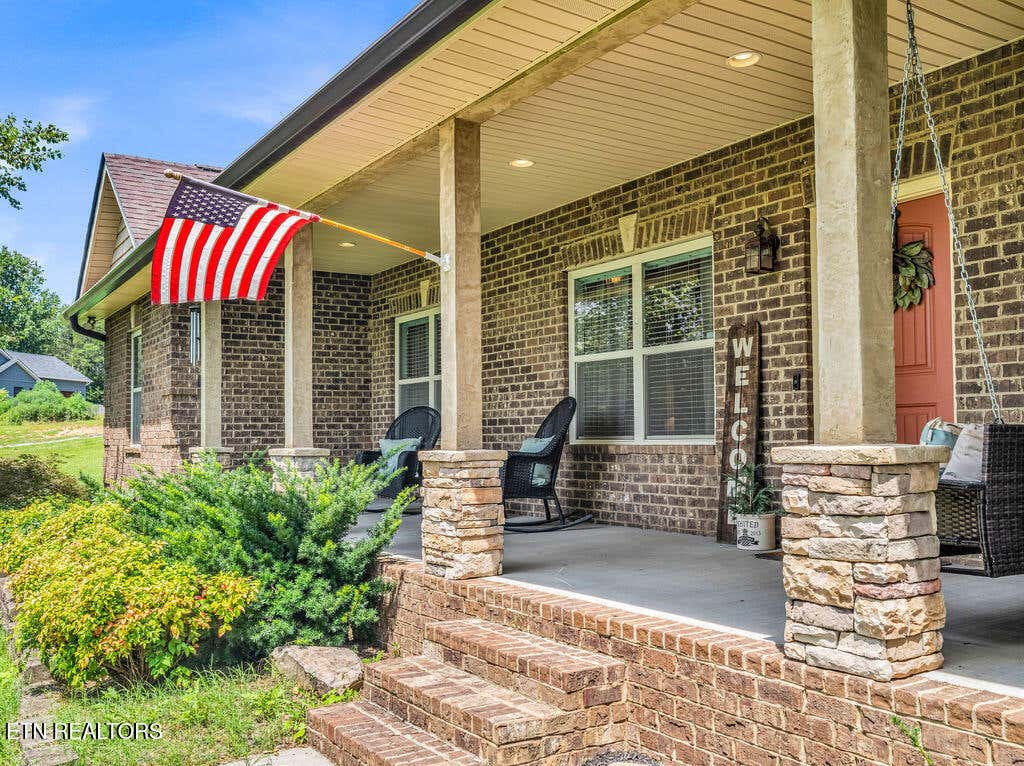Photo of 7678 Dunsmore Lane, Corryton, TN 37721 (MLS # 1350580)