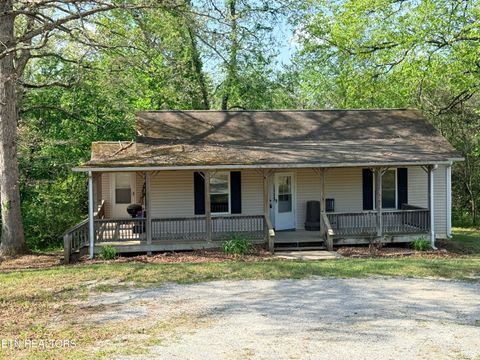 Photo of 1258 Hensley Rd, Jamestown, TN 38556 (MLS # 1338201)