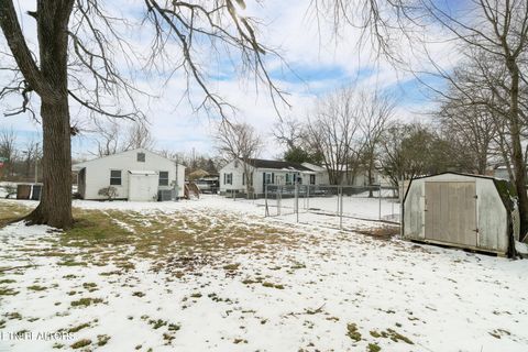 Tiny photo for 633 Shamrock Ave, Knoxville, TN 37917 (MLS # 1328782)