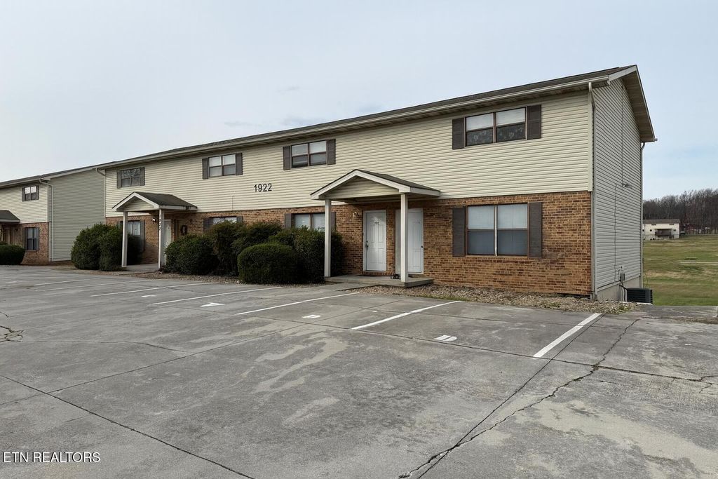 Photo of 1922 Topside Rd, Louisville, TN 37777 (MLS # 1323526)