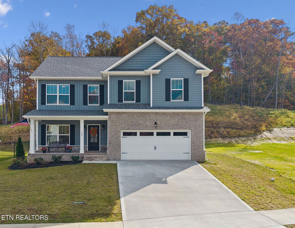 Photo of 125 Kingberry St, Oak Ridge, TN 37830 (MLS # 1320584)