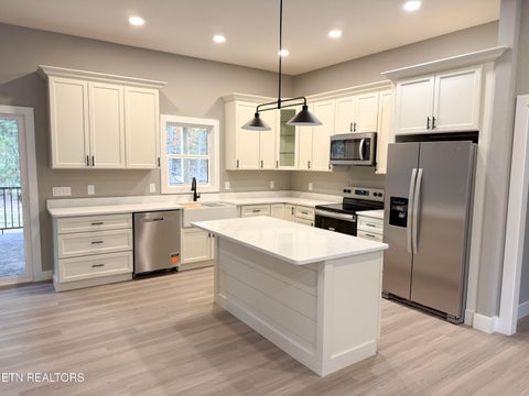 Tiny photo for 104 Peachtree Drive, Crossville, TN 38555 (MLS # 1360316)