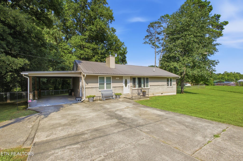 Photo of 214 Woodlane Drive, Rockwood, TN 37854 (MLS # 1351565)