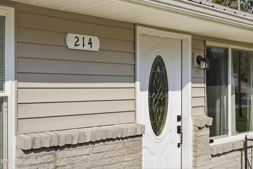 Photo of 214 Woodlane Drive, Rockwood, TN 37854 (MLS # 1351565)