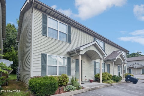 Tiny photo for 5508 Secluded Way, Knoxville, TN 37918 (MLS # 1344330)