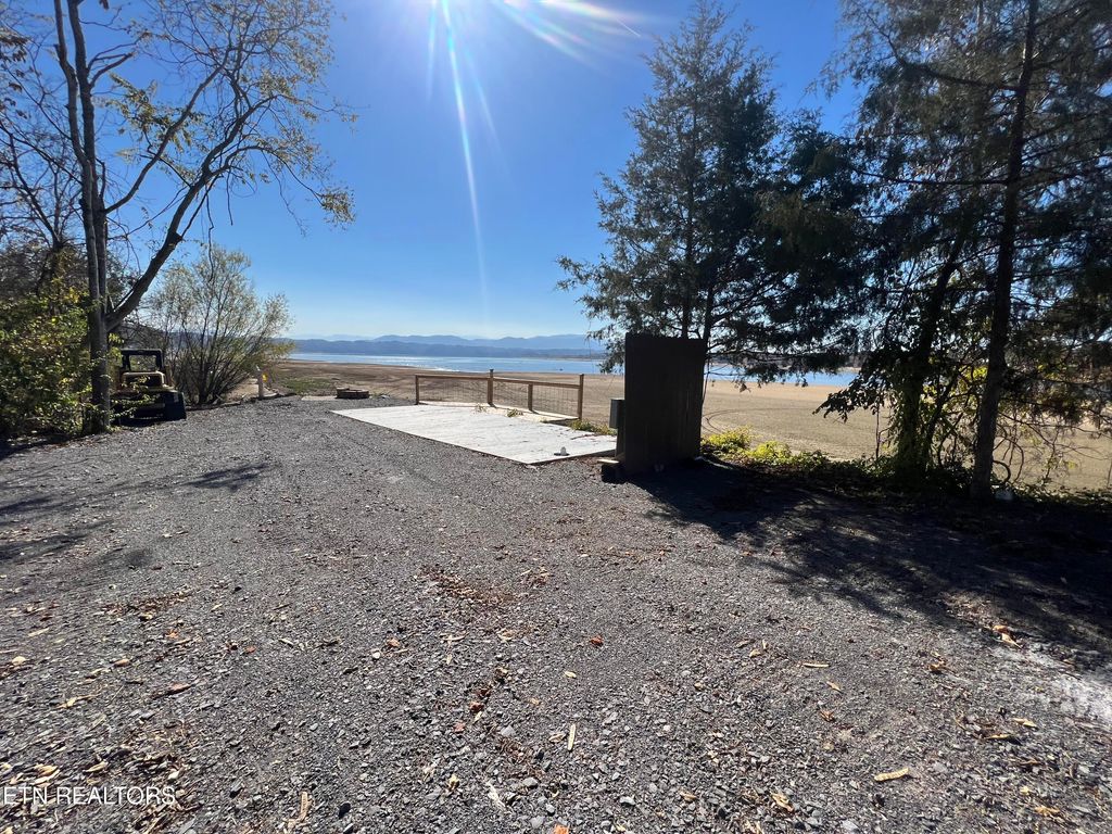 Photo of 1407 E Hwy 25E, Newport, TN 37821 (MLS # 1338911)