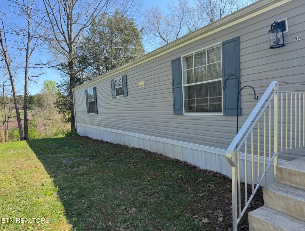 Photo of 915 Arthur Rd, Cumberland Gap, TN 37724 (MLS # 1359359)