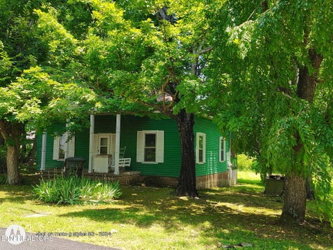 Photo of 315 E Hardin Lane, Sevierville, TN 37862 (MLS # 1345193)