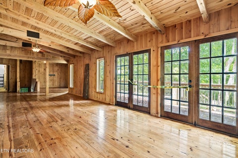 Tiny photo for 8229 E Lamar Alexander Parkway Pkwy, Townsend, TN 37882 (MLS # 1346643)
