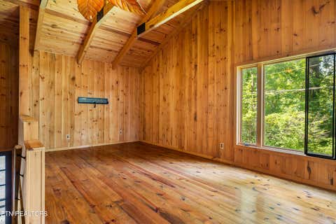 Tiny photo for 8229 E Lamar Alexander Parkway Pkwy, Townsend, TN 37882 (MLS # 1346643)