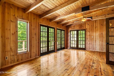 Tiny photo for 8229 E Lamar Alexander Parkway Pkwy, Townsend, TN 37882 (MLS # 1346643)