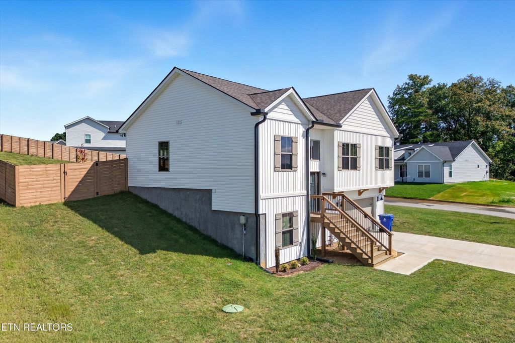 Photo of 3510 Paradise Ridge Way, Knoxville, TN 37931 (MLS # 1317061)