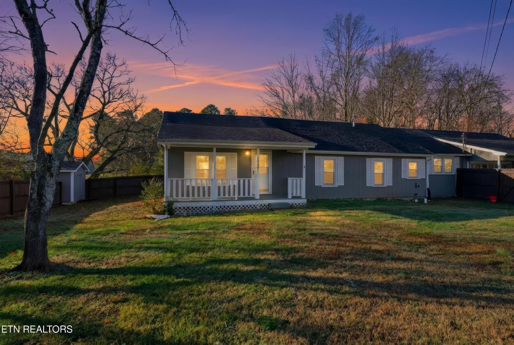 Photo of 129 County Road 71, Riceville, TN 37370 (MLS # 1327710)