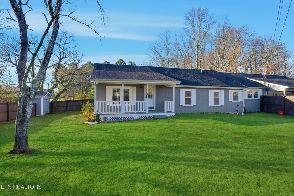 Photo of 129 County Road 71, Riceville, TN 37370 (MLS # 1327710)