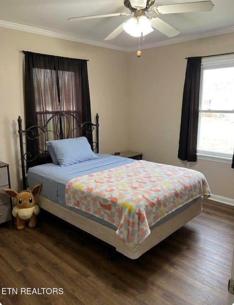 Tiny photo for 432 Linden Circle, LaFollette, TN 37766 (MLS # 1355597)