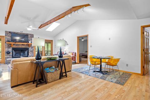 Tiny photo for 229 Cobblestone Way, Townsend, TN 37882 (MLS # 1340137)