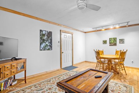Tiny photo for 229 Cobblestone Way, Townsend, TN 37882 (MLS # 1340137)