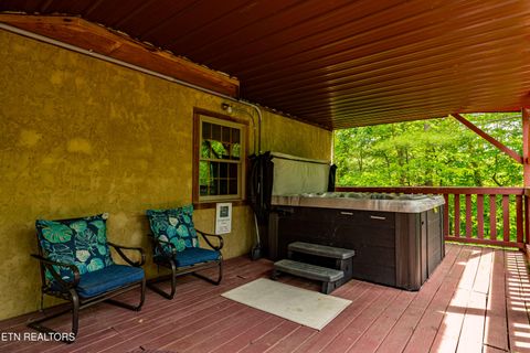 Tiny photo for 229 Cobblestone Way, Townsend, TN 37882 (MLS # 1340137)