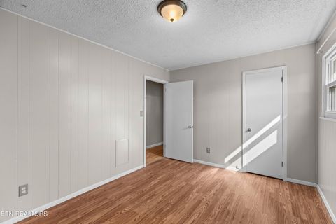 Tiny photo for 300 Glade Circle, Bean Station, TN 37708 (MLS # 1334175)