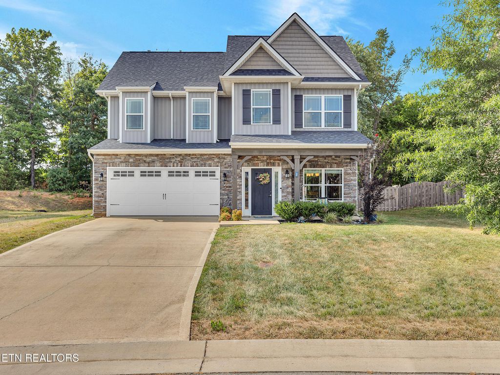 Photo of 1139 Aspen Glen Drive, Alcoa, TN 37701 (MLS # 1308546)
