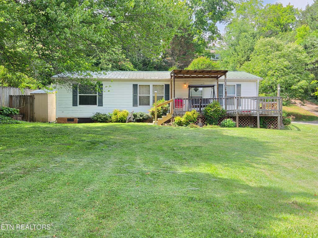 Photo of 2262 Mentor Rd, Louisville, TN 37777 (MLS # 1344958)
