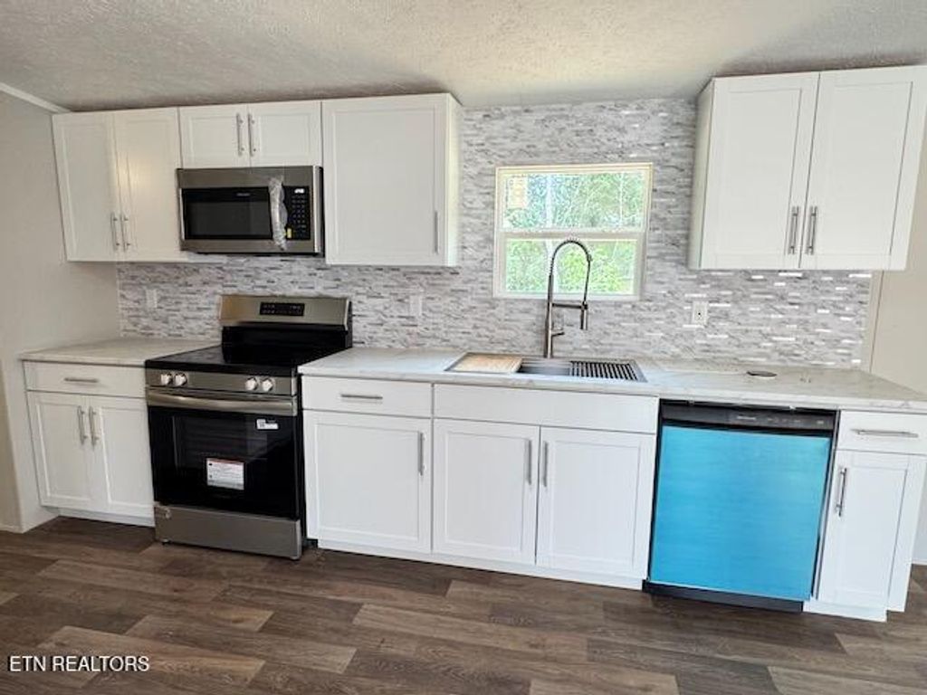 Photo of 730 Old Cemetery Rd, Madisonville, TN 37354 (MLS # 1299717)