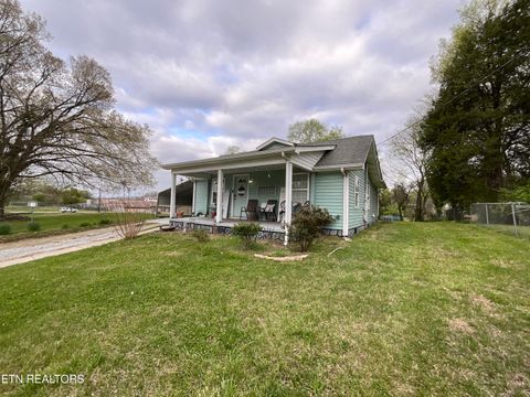 Photo of 409 First St, Kingston, TN 37763 (MLS # 1334691)