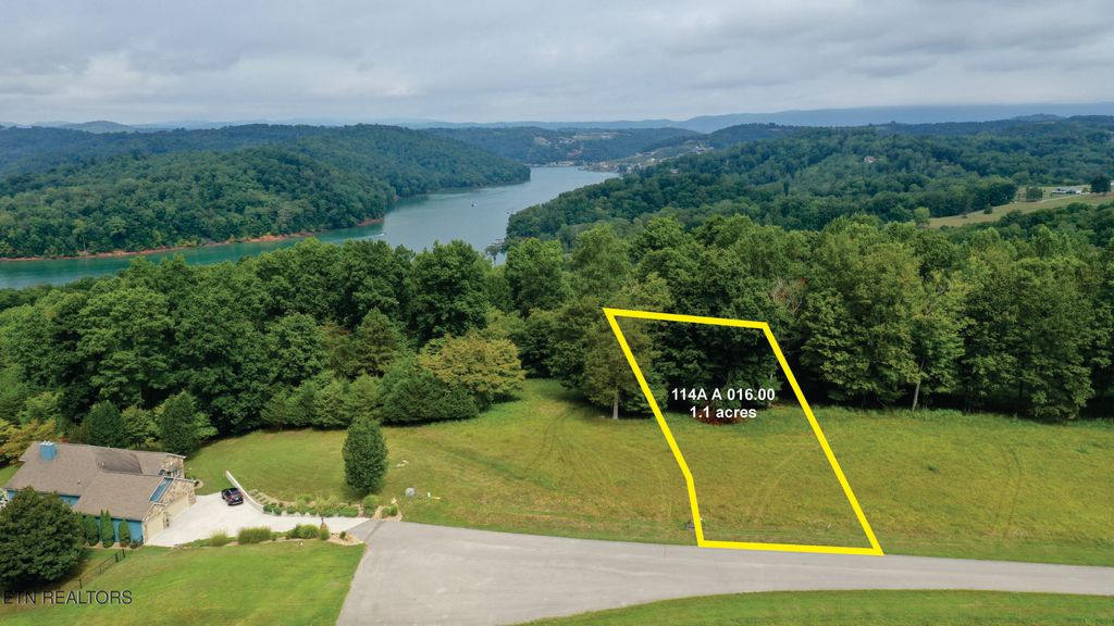 Photo of Deer Creek Path, LaFollette, TN 37766 (MLS # 1311524)
