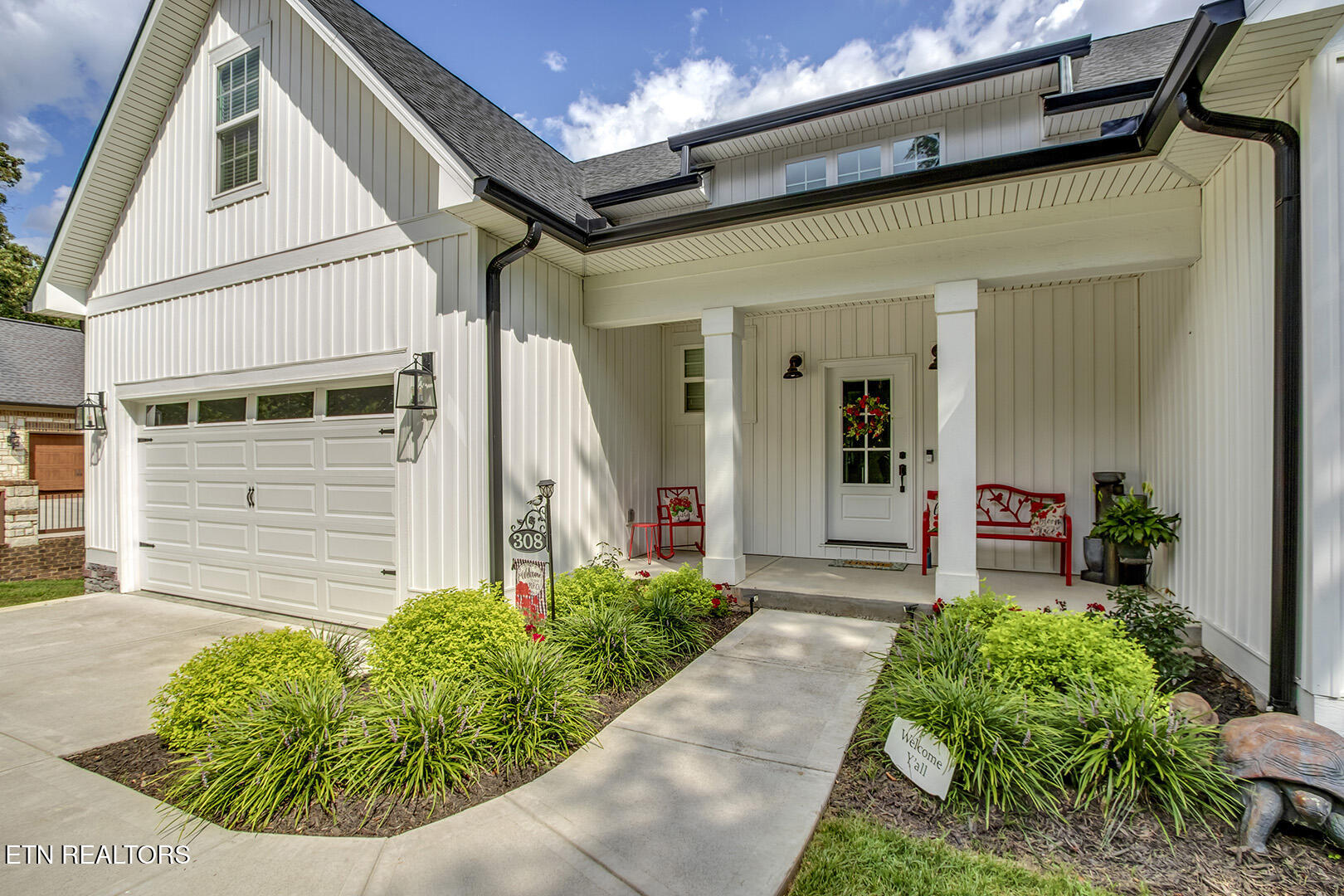 308 Oostagala Lane