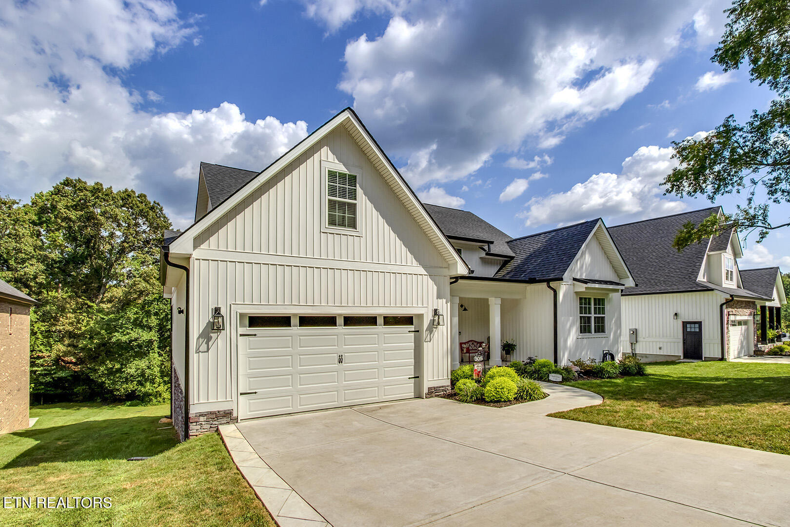 308 Oostagala Lane