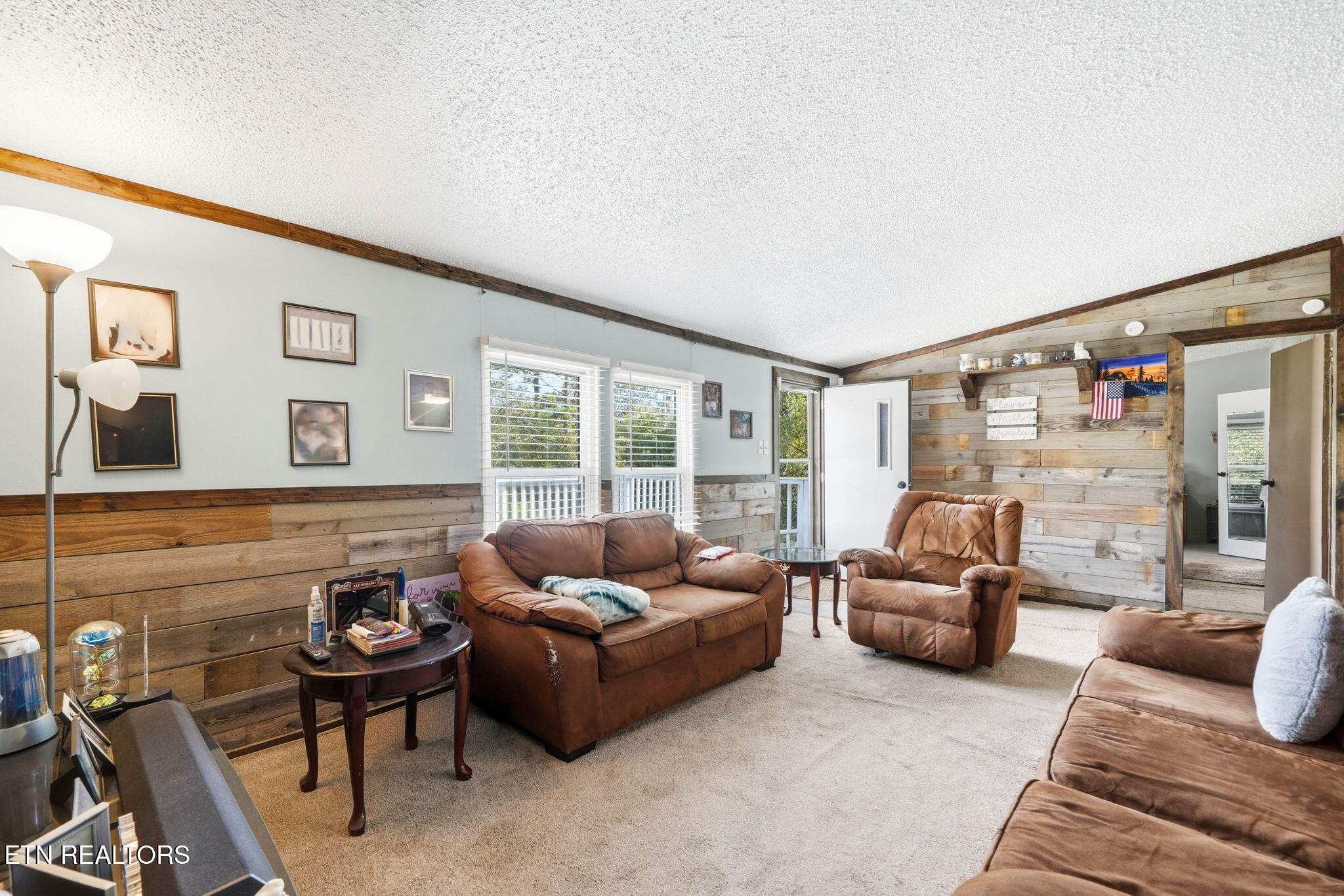 103 Bower Hollow Rd