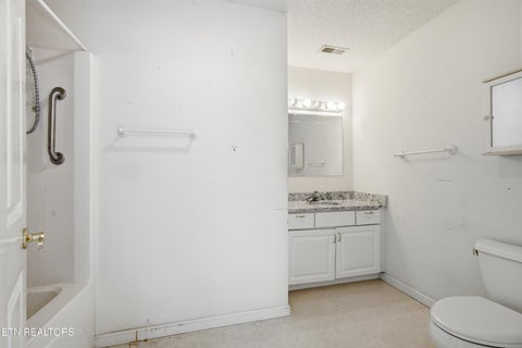 Tiny photo for 1130 Fairgrounds Court, Kingston, TN 37763 (MLS # 1358345)