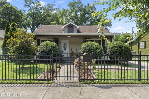Photo of 1132 Connecticut Ave, Knoxville, TN 37921 (MLS # 1324254)