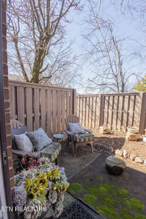 Tiny photo for 3636 Taliluna Ave #402, Knoxville, TN 37919 (MLS # 1330340)