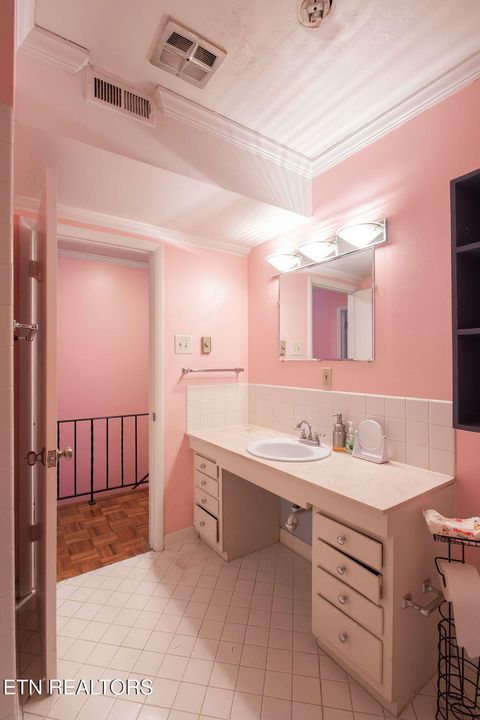 Tiny photo for 3636 Taliluna Ave #402, Knoxville, TN 37919 (MLS # 1330340)