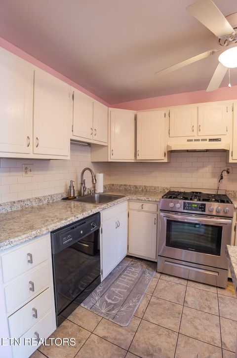 Tiny photo for 3636 Taliluna Ave #402, Knoxville, TN 37919 (MLS # 1330340)