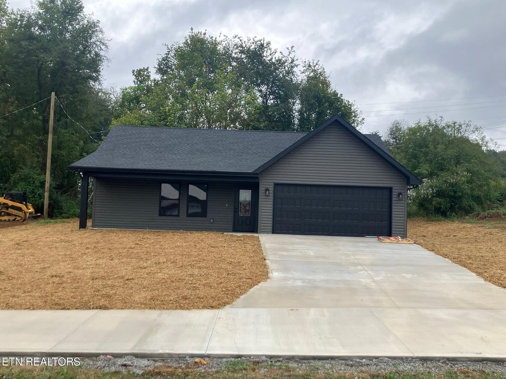 Photo of 102 Campton Lane, Maynardville, TN 37807 (MLS # 1356463)