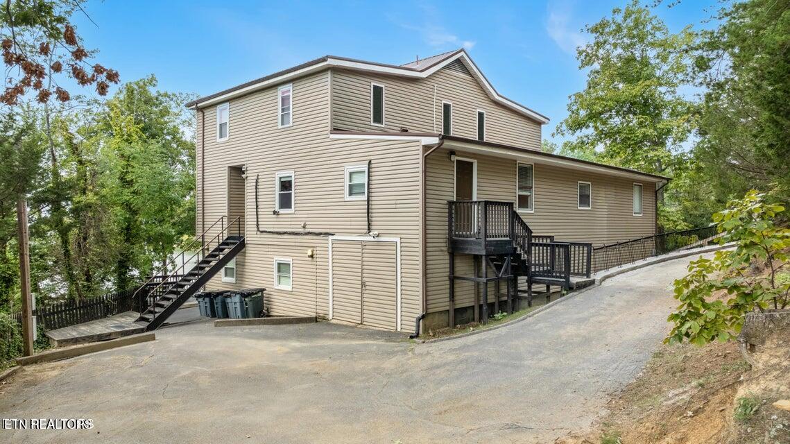1551 Kinder Lane