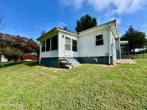 Tiny photo for 220 Butter & Egg Rd, Jacksboro, TN 37757 (MLS # 1359836)