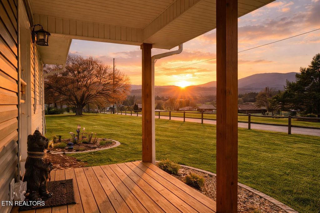 Photo of 3138 Laurelwood Lane, Sevierville, TN 37862 (MLS # 1334358)