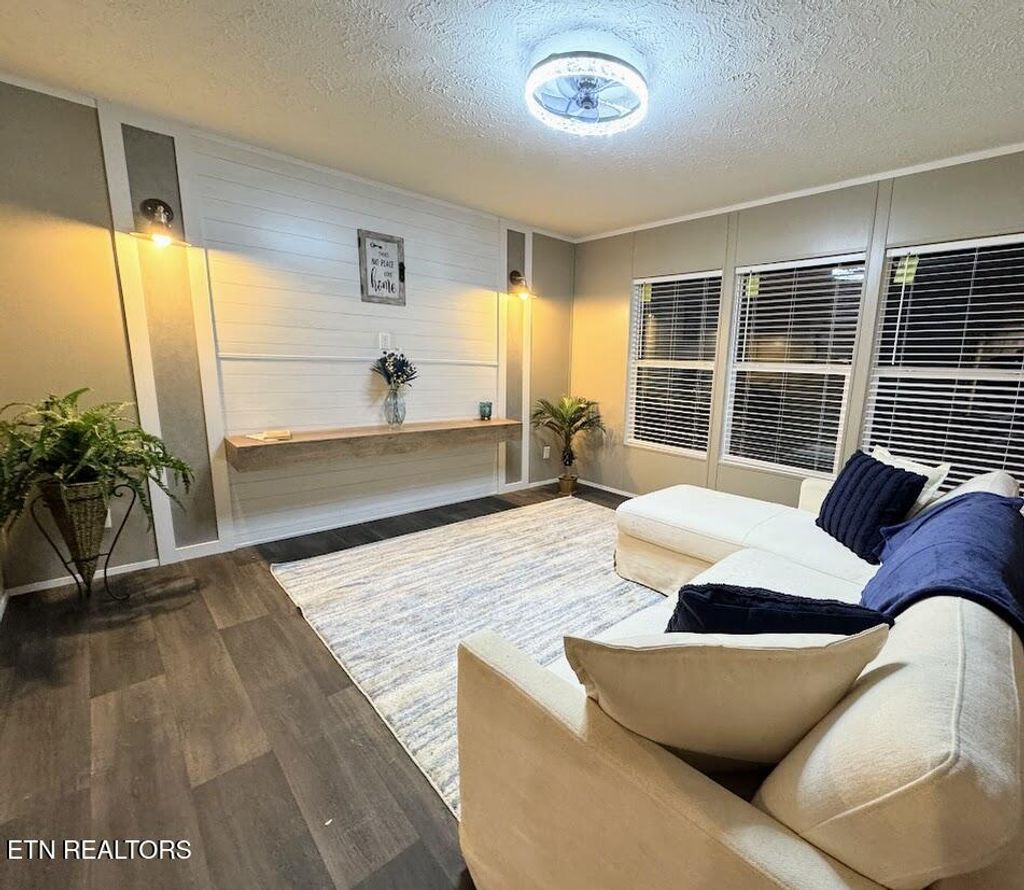 Photo of 228 Shady Shores Lane, Kingston, TN 37763 (MLS # 1293706)