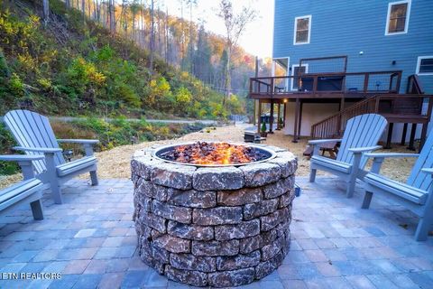 Tiny photo for 569 Baskins Creek Rd, Gatlinburg, TN 37738 (MLS # 1333502)