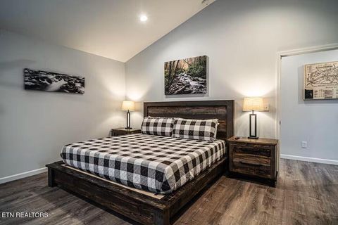 Tiny photo for 569 Baskins Creek Rd, Gatlinburg, TN 37738 (MLS # 1333502)