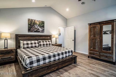 Tiny photo for 569 Baskins Creek Rd, Gatlinburg, TN 37738 (MLS # 1333502)