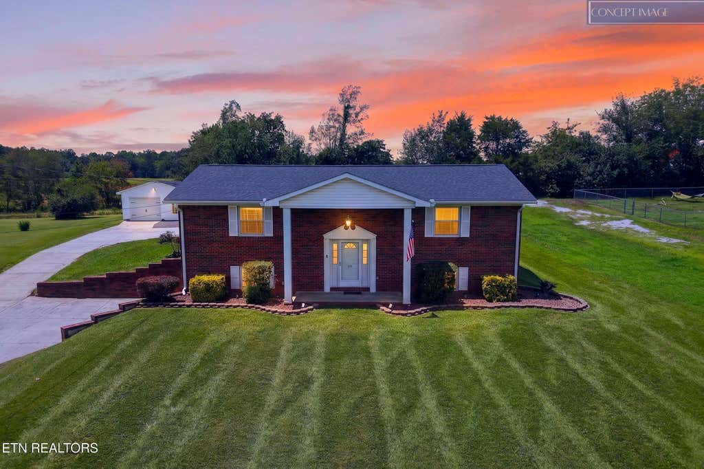Photo of 225 West Gate Drive, Baxter, TN 38544 (MLS # 1349146)