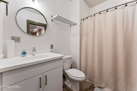 Tiny photo for 222 N Central St #B6, Knoxville, TN 37917 (MLS # 1332439)